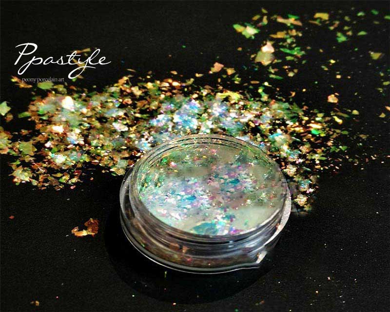 Chameleon Holographic Nail Art Flakes - wide 9